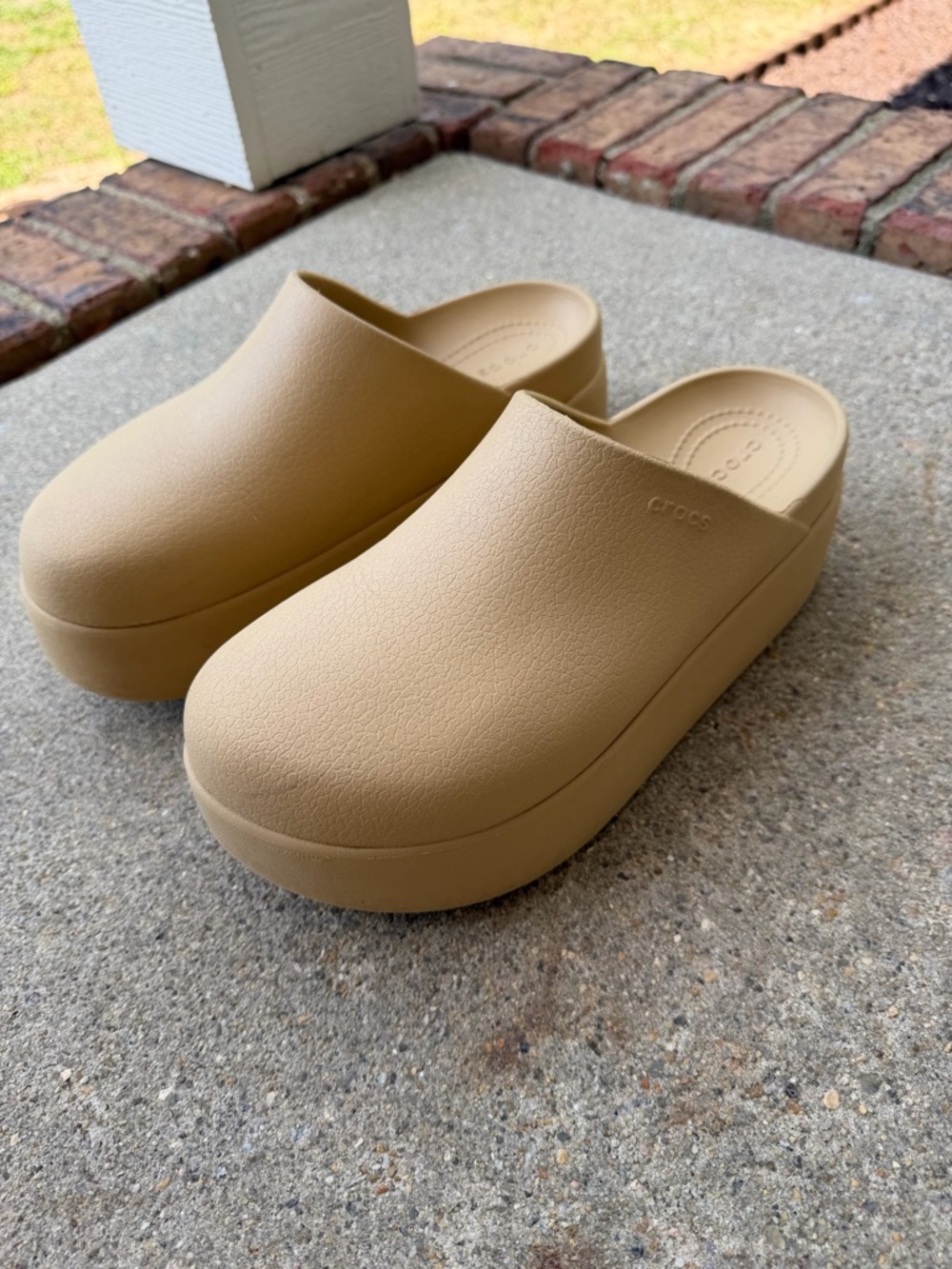 CROCS Dylan Platform Clog